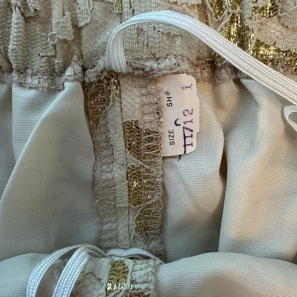 Gibbs-Louis 60s Vintage Gold Floral Lace Two-Piece Holiday Set - Picture 11 of 14